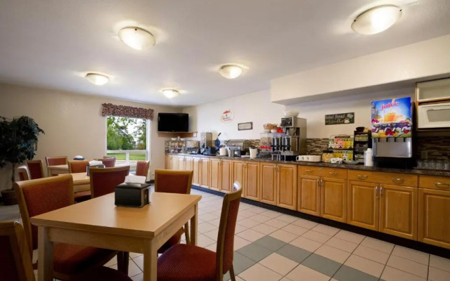 Super 8 Dawson Creek