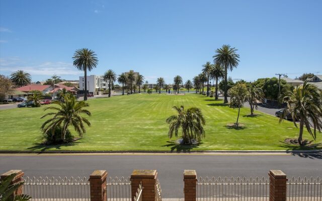 Parkview Villa 2 Luxury 3 Bedroom Home