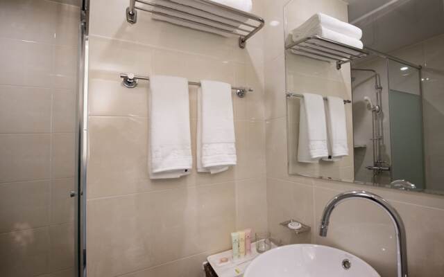 Tiffany Tourist Hotel