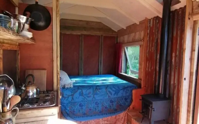 Stunning 1-bed Cabin in Totnes