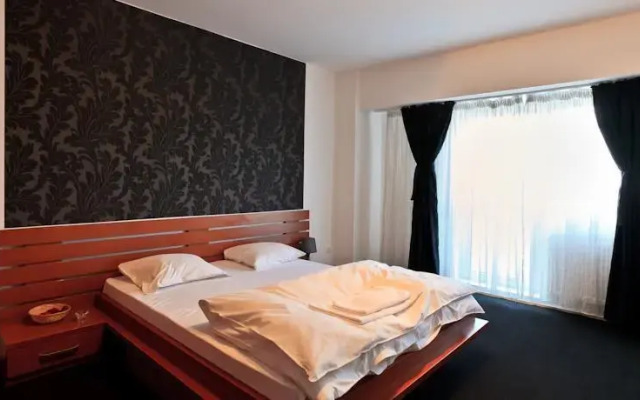 Select Accommodation Studio Luxury