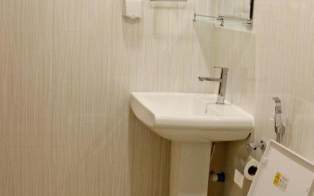 Royal Pearl Inn Hotel