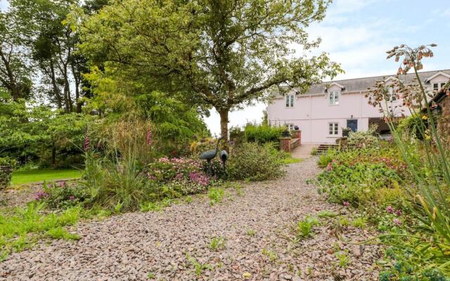 Coach House Cottages