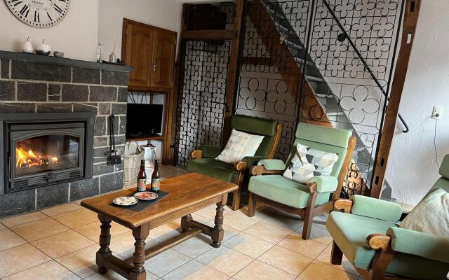 Lovely Holiday Home in Wallonie With Private Garden