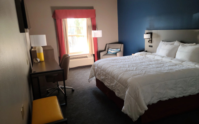 Comfort Inn & Suites