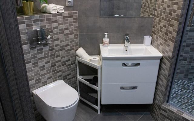 Apartamienty na Dmitriia Shamshurina 1