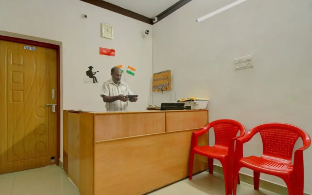 OYO 15257 Ananda Inn