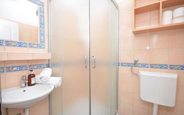 Apartments Katka Near Blue Beach