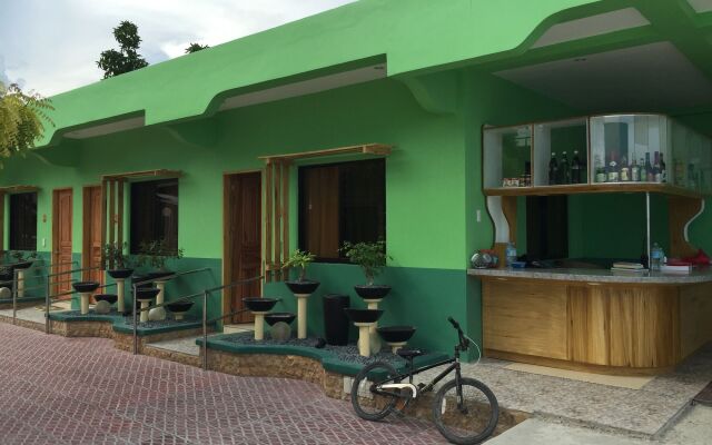 GT Seaside Inn
