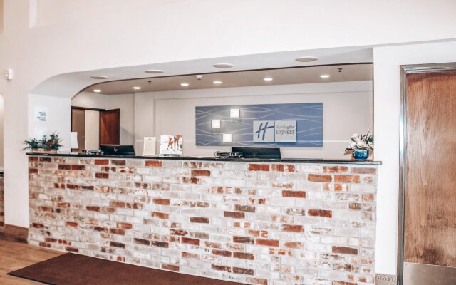 Holiday Inn Express Hotel & Suites Weatherford, an IHG Hotel