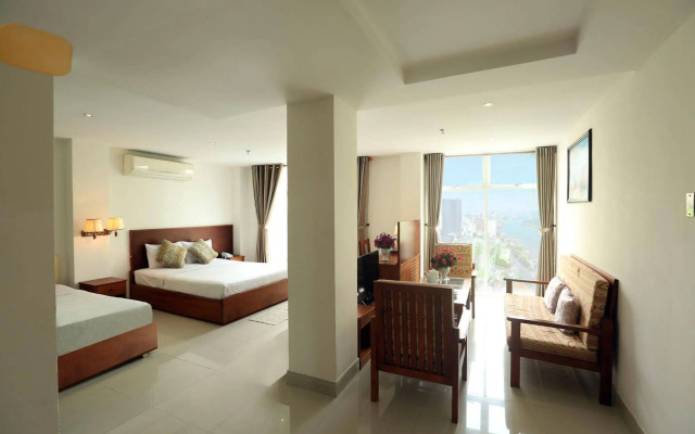 Thanh Long Tan Hotel