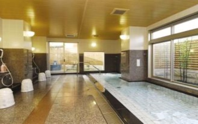 Toyo Inn