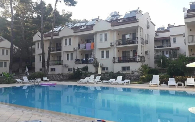 BBF Apart 2 by Dream of Holiday