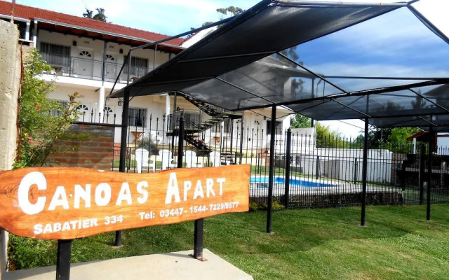 Canoas Apart