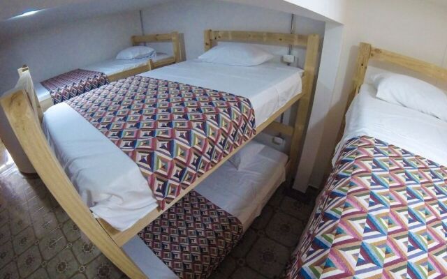 La Otra Mitad Hostel