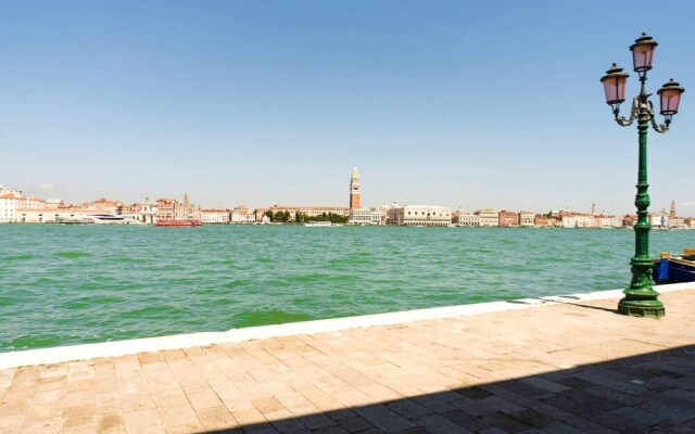 Apartment With 4 Bedrooms In Venezia, With Furnished Terrace And Wifi