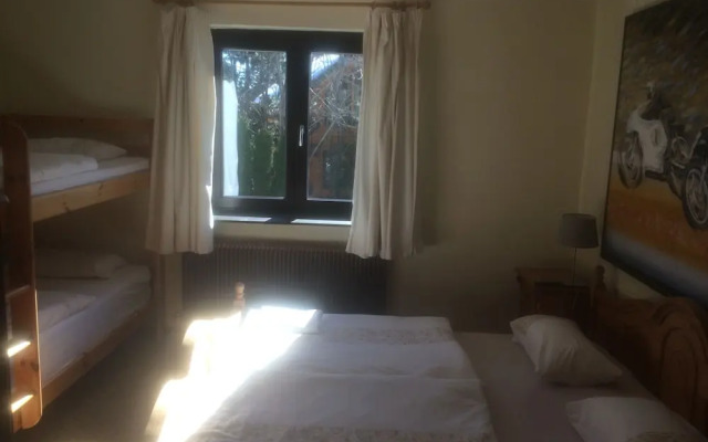Blue Mountain Hotel