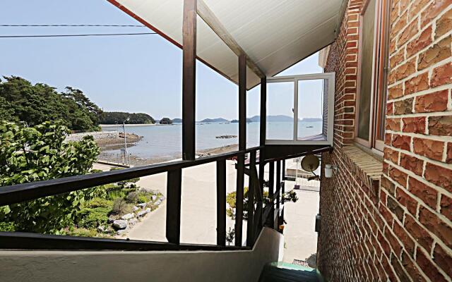 Taean Gaetyeowool Pension
