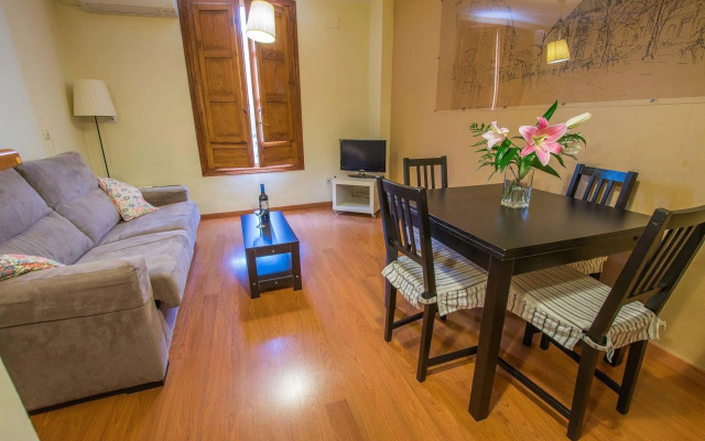 Apartamentos Turísticos Alhambra