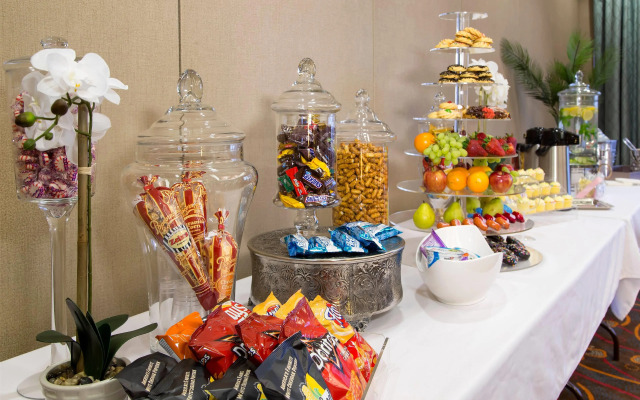 Ramada Plaza by Wyndham Orlando Resort & Suites Intl Drive