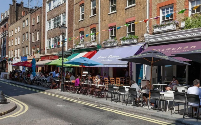 Molyneux Street II by Onefinestay