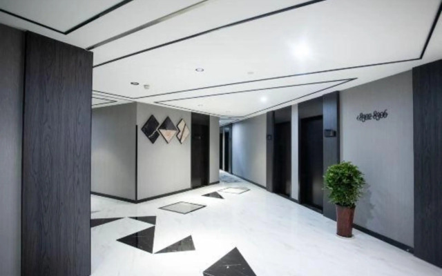 Junlulai Hotel(安康君路·莱精致酒店)