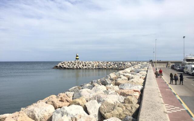 Magnificent Port-Beach 5* Luxury Residence
