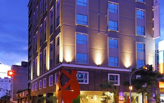 Hotel Day Plus Tamsui