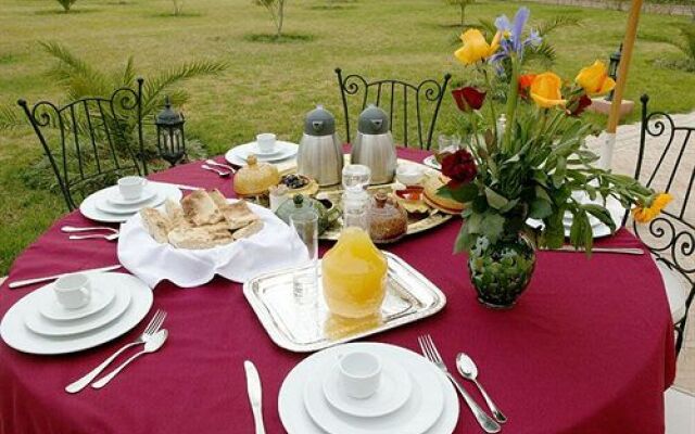 Villa Dar Mya Palmiers