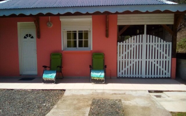 House with One Bedroom in Deshaies, with Furnished Garden And Wifi - 200 M From the Beach