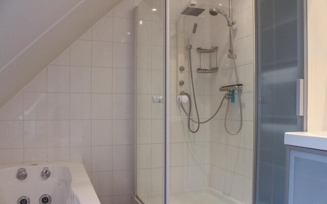 Amazing Home in Wemeldinge With 3 Bedrooms and Wifi