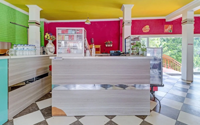 Collection O 90617 Rumah Oma Opa Syariah