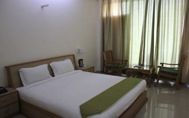 Chandermukhi Resorts