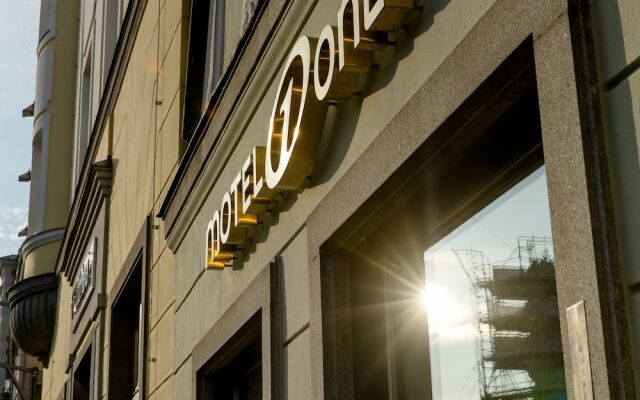 Motel One Linz - Hauptplatz