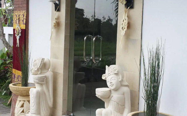 RaBaSTa Kubu Bali Suites Seminyak