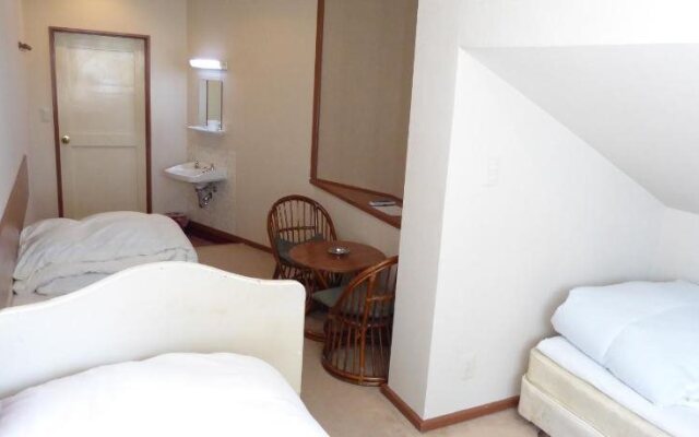 Madarao Lainston Hotel