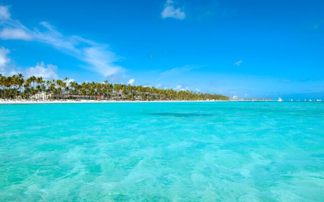 Barcel\u00F3 Bavaro Beach & Convention Center