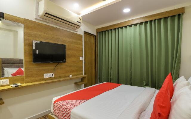 OYO 49797 Hotel Shubham Inn