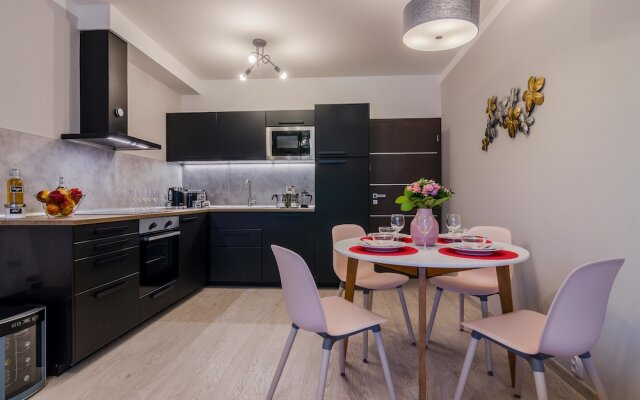 Prague Luxury APTs by Michal&Friends