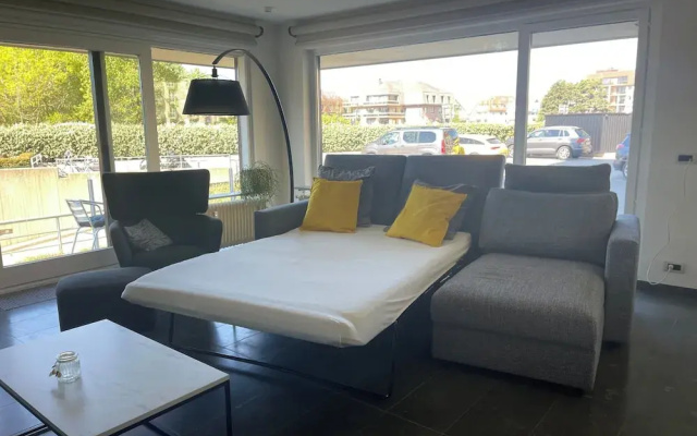 Apartment in Nieuwpoort Near Sandy Beaches