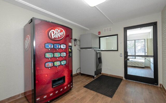 Red Roof Inn Roanoke Rapids
