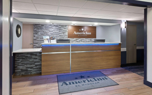 AmericInn by Wyndham North Branch