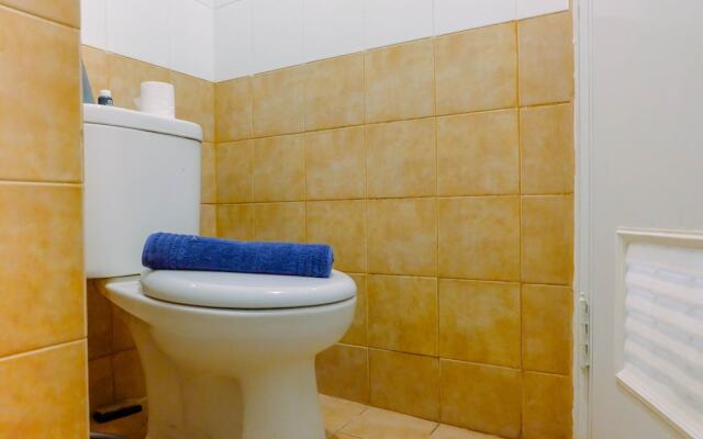 Warm 2BR Apartment at Green Pramuka City