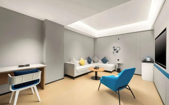 Microtel by Wyndham Xishuangbanna Mengle