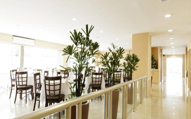 Hotel Misión Express Mérida Alta Brisa