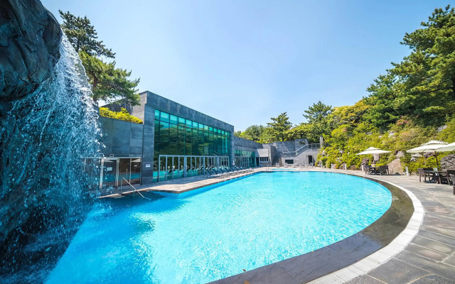 WE Hotel Jeju