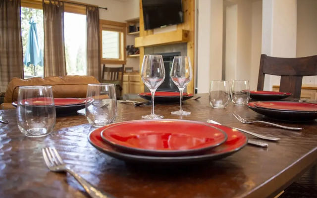 Willows Way 106 3 Bedroom Townhouse by RedAwning