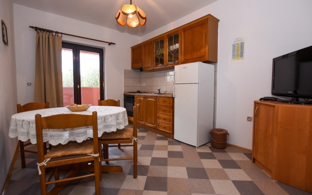 Apartment Luce - family friendly & parking: A2 Pag, Island Pag