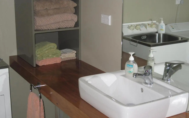 The Loft at Te Kumi Tirohanga – Bathroom – Te Kuiti