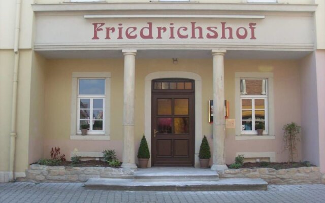 Friedrichshof Restaurant & Pension